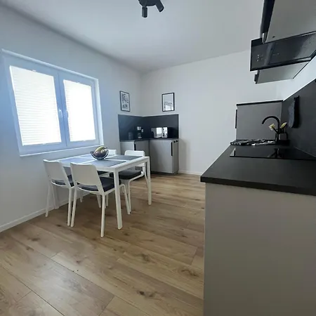 דירה Exklusive Und Moderne Thiendorf