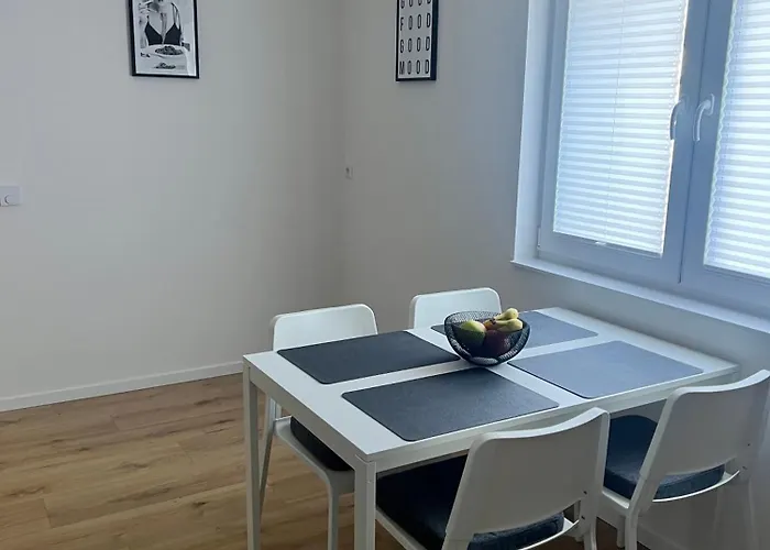 Exklusive Und Moderne Appartement Thiendorf